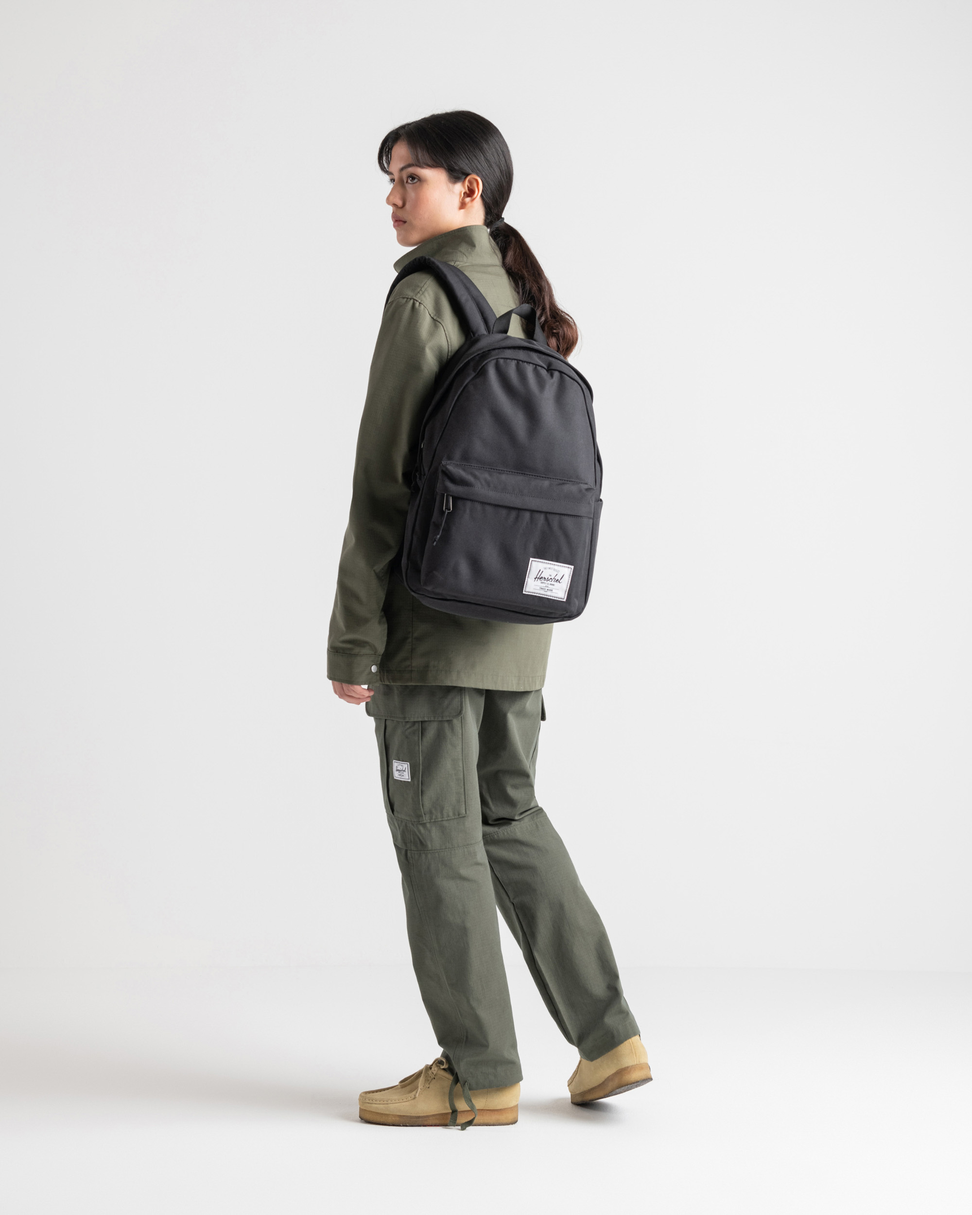 Classic Backpack XL 26L | Herschel Supply Company