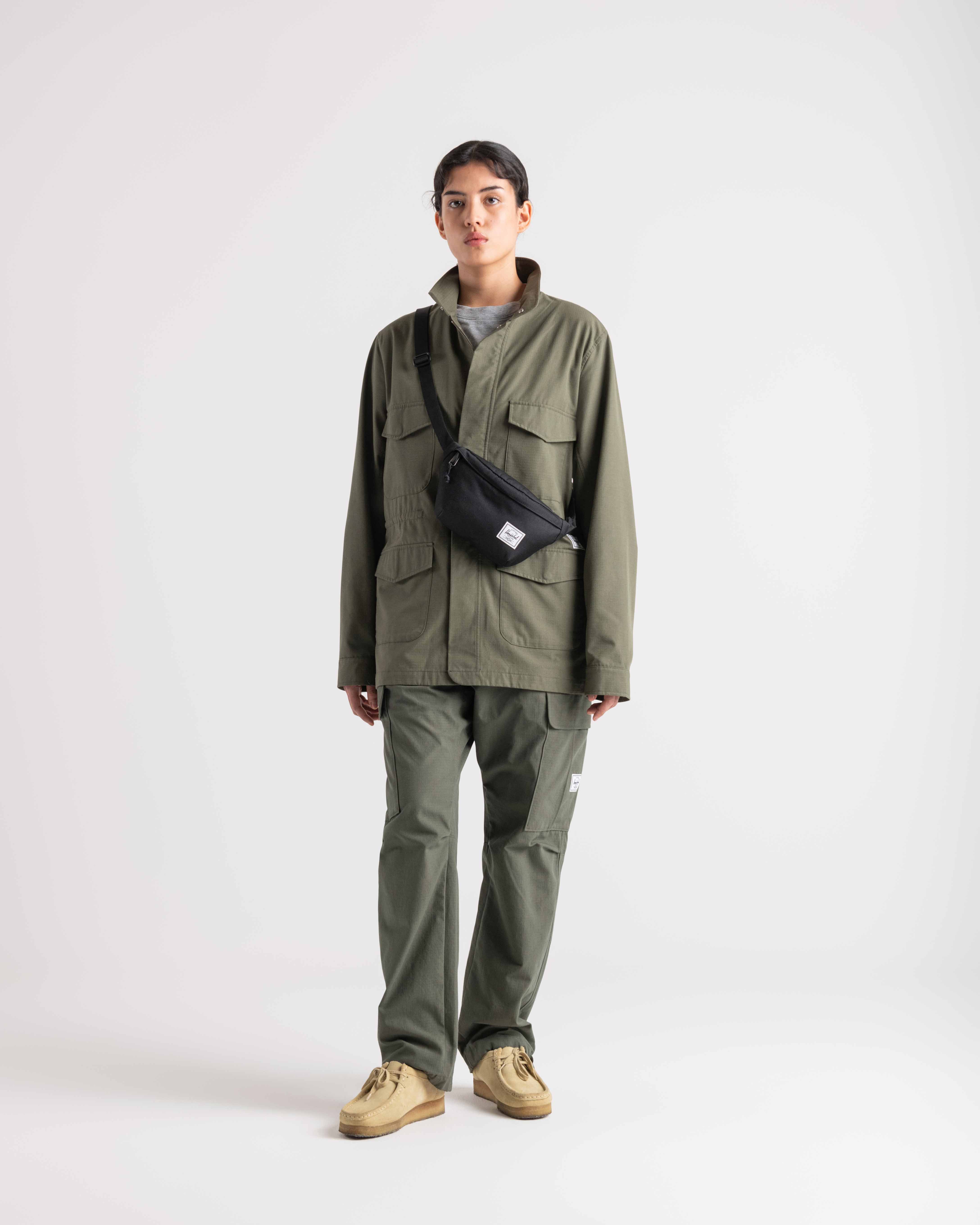 Herschel supply eighteen deals