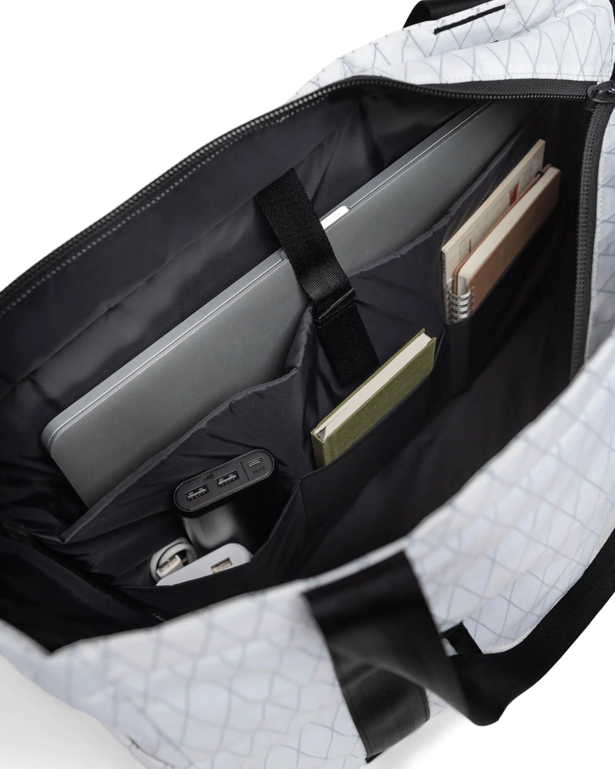 Technical Fabric Tote - 26L