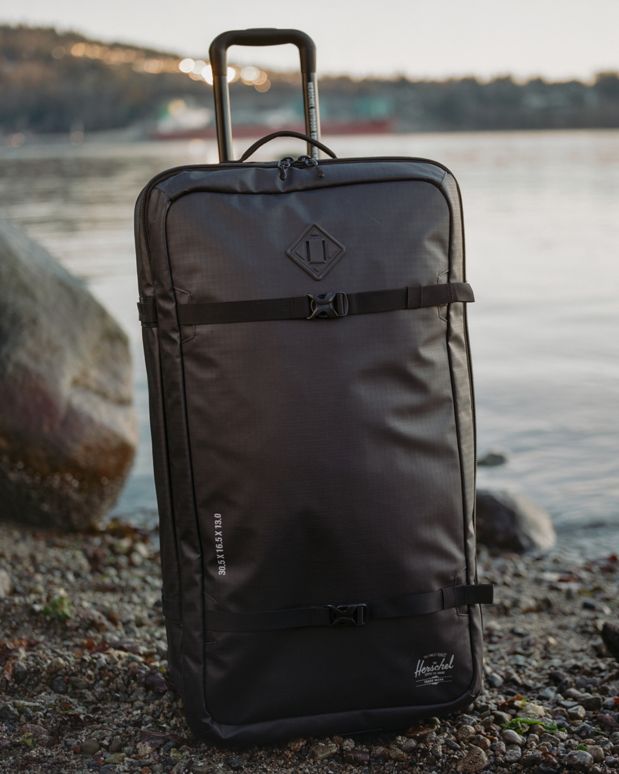 All Season Hybrid Roller Bag Large | Herschel Supply Company
