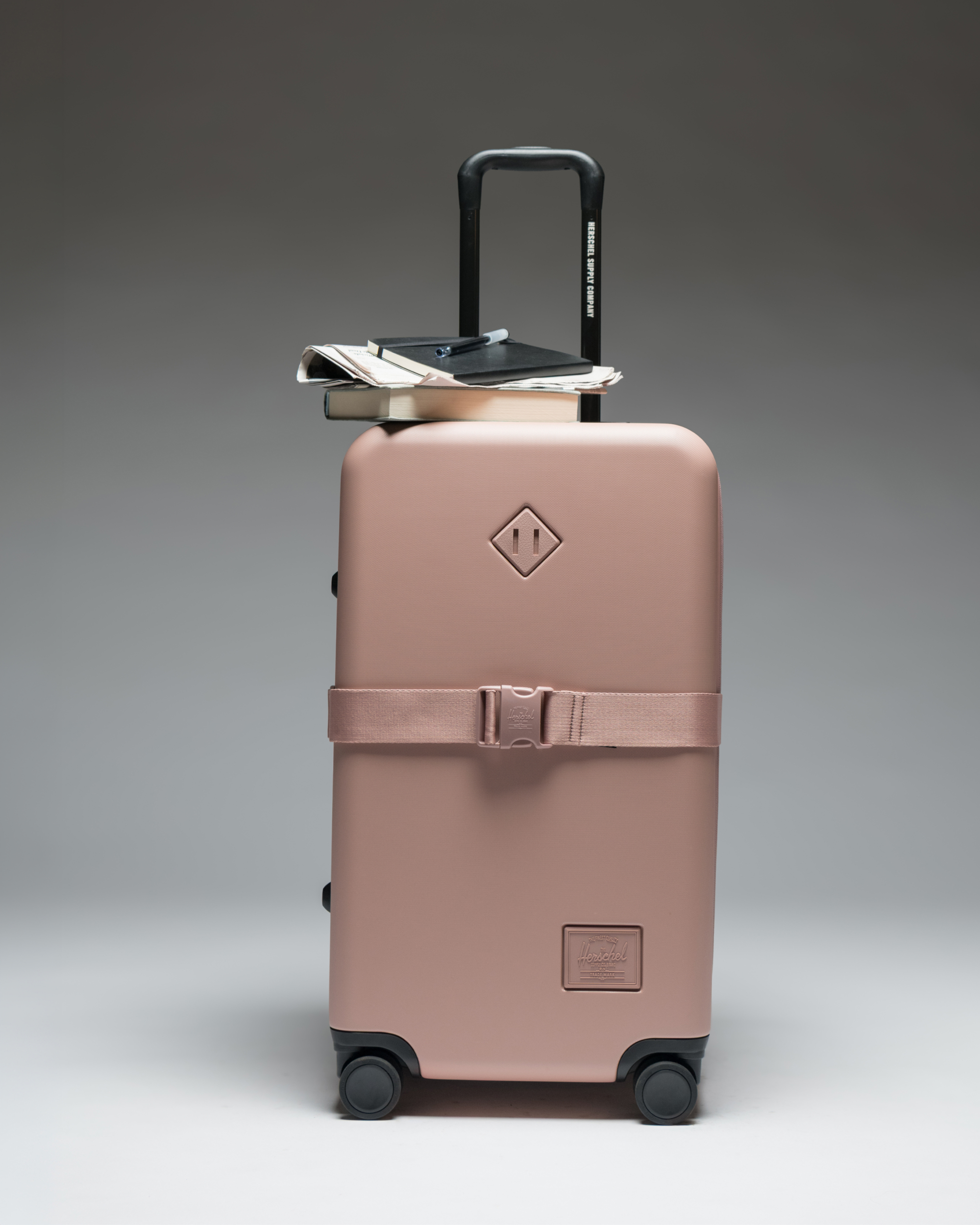 Expandable Luggage | Herschel Supply Company